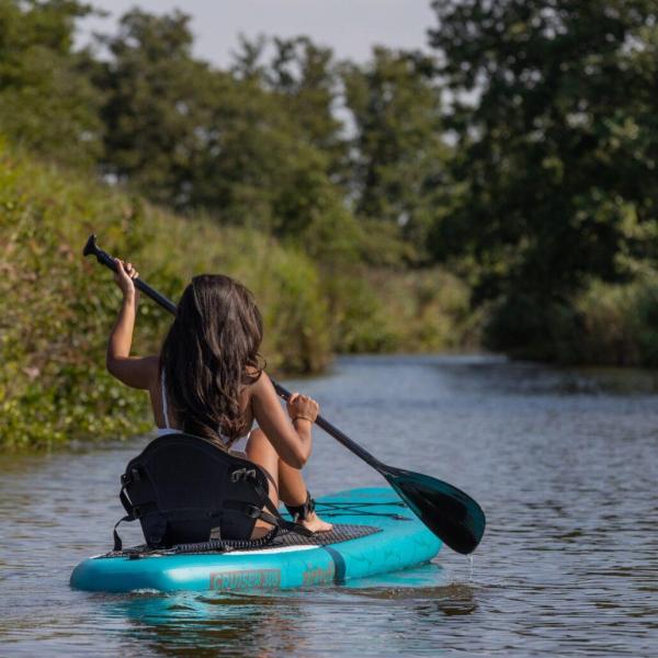 Paddleboard VirtuFit Cruiser 305 lifestyle v sedě