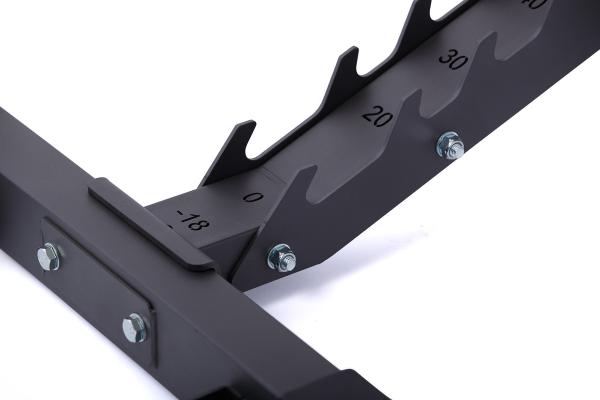 Posilovací lavice na břicho TRINFIT Bench L5 Pro detail stupně