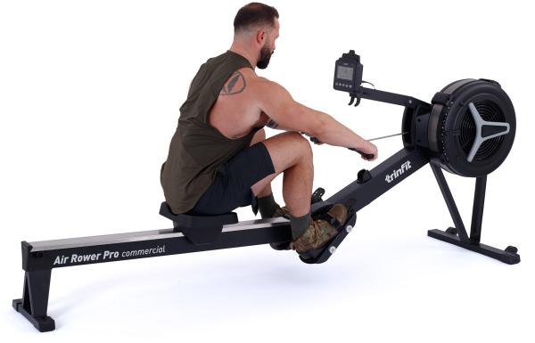 Veslovací trenažér TRINFIT Air Rower Pro veslování 2